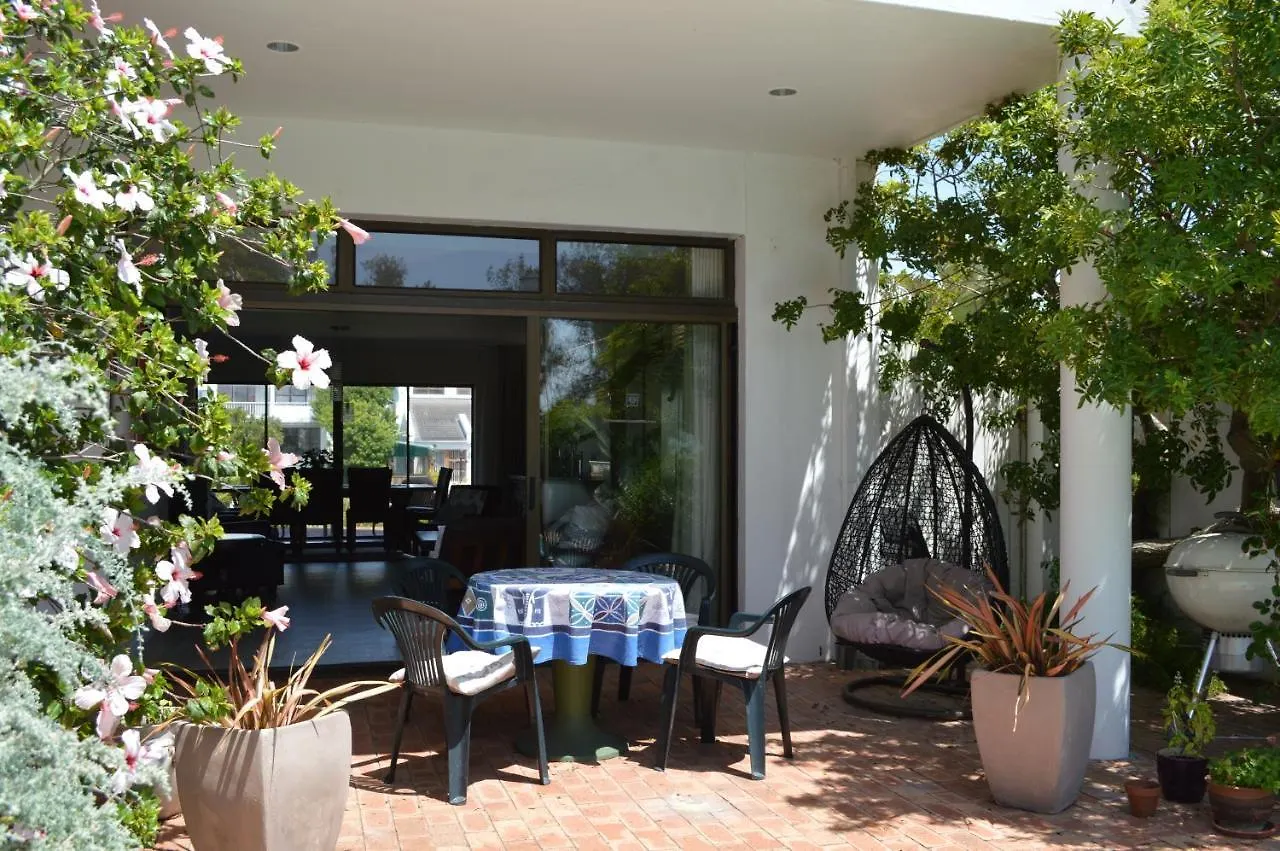 Bed & Breakfast Boutique Accomodation On The Water In Marina Da Gama, Muizenberg, Cape Town South Africa