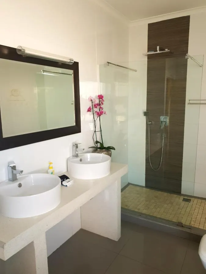 Boutique Accomodation On The Water In Marina Da Gama, Muizenberg, Cape Town Bed & Breakfast
